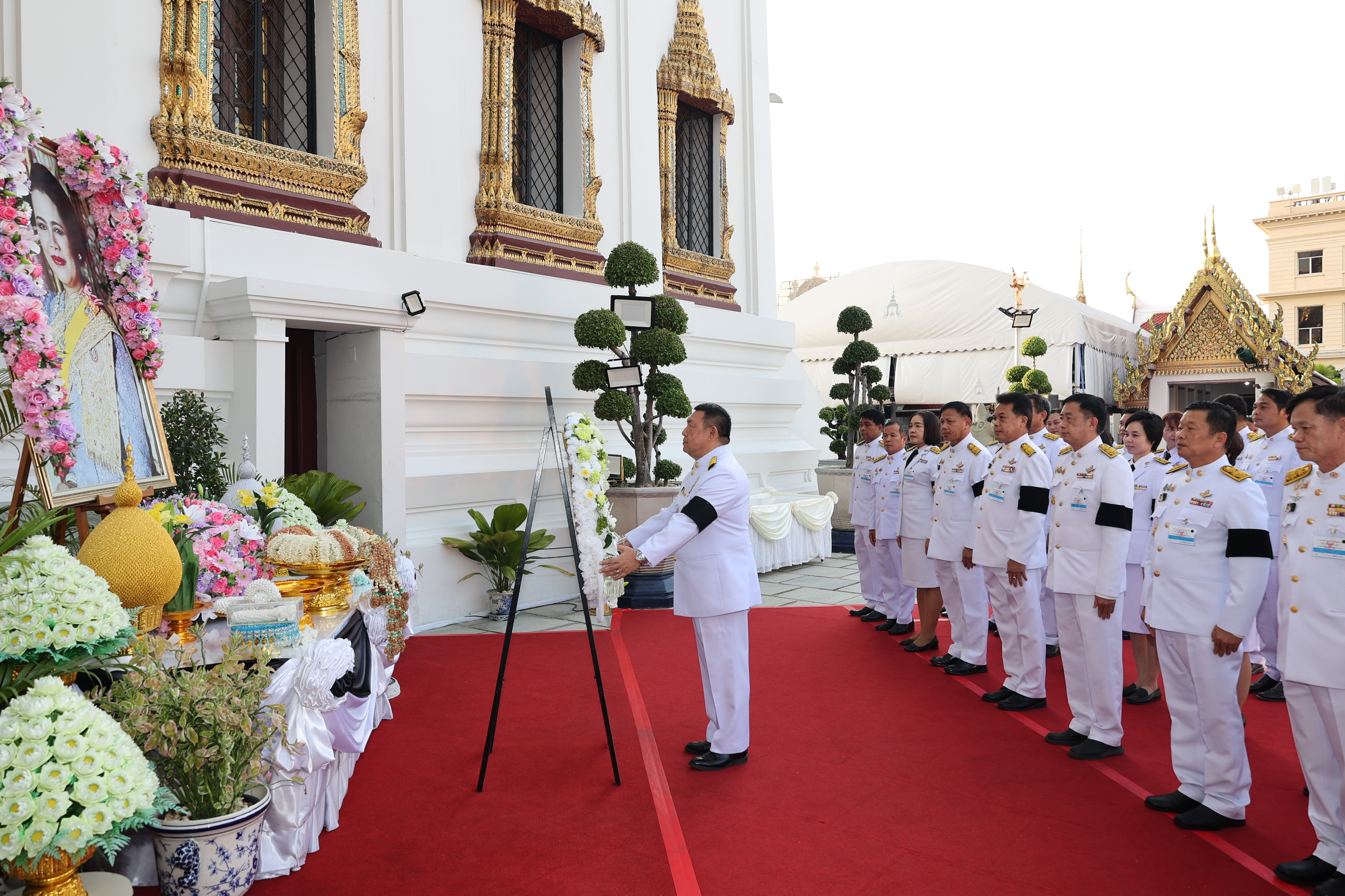 title - สำนักงานการปฏิรูปที่ดินเพื่อเกษตรกรรม รับพระราชทานพระบรมราชานุญาตให้ร่วมเป็นเจ้าภาพบำเพ็ญกุศลถวายพระบรมศพ สมเด็จพระนางเจ้าสิริกิติ์ พระบรมราชินีนาถ พระบรมราชชนนีพันปีหลวง (Re-post)